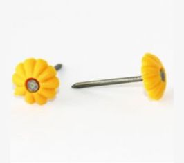 Гвозди декоративные - цвет жёлтый